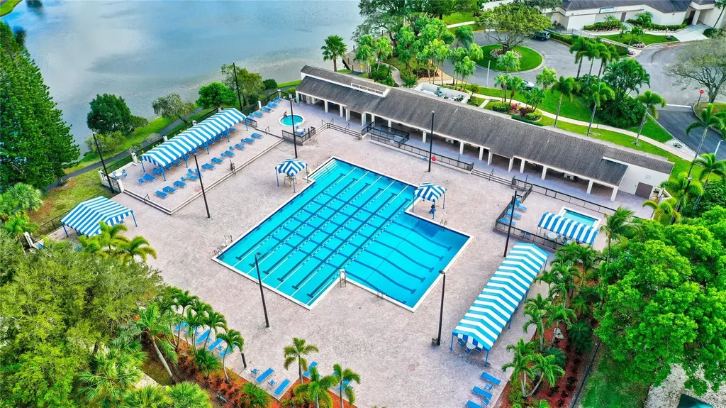 4049 N Carambola Circle Pompano Beach FL 33066