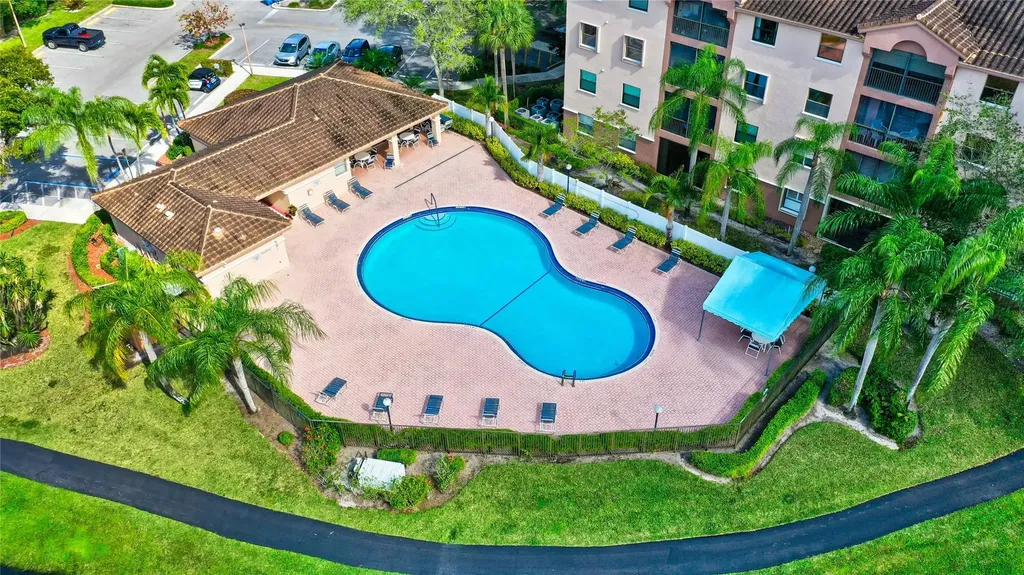 4049 N Carambola Circle Pompano Beach FL 33066