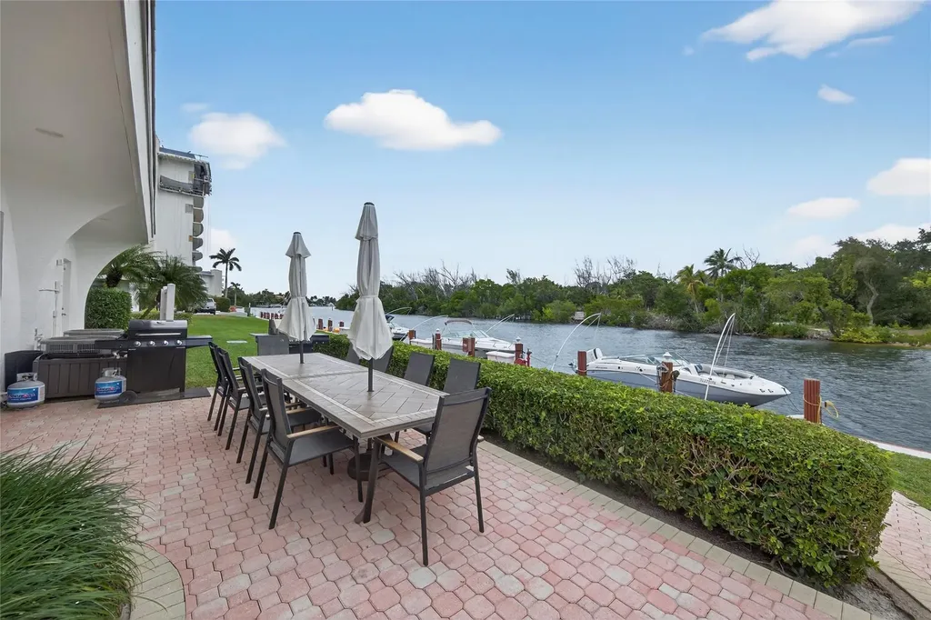1629 Riverview Road Deerfield Beach FL 33441