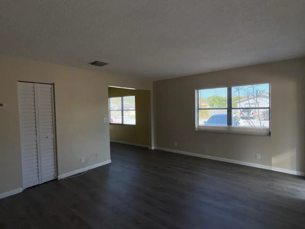 6140 SW 43rd Street Davie FL 33314