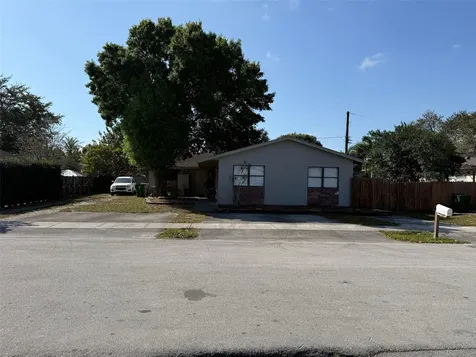 6140 SW 43rd Street Davie FL 33314