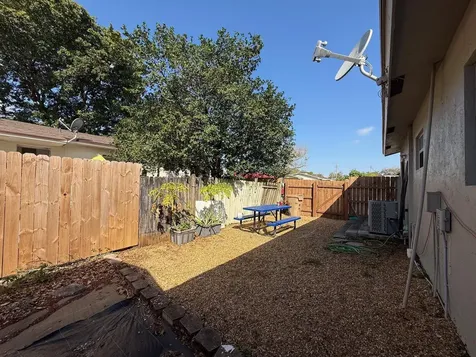 6140 SW 43rd Street Davie FL 33314