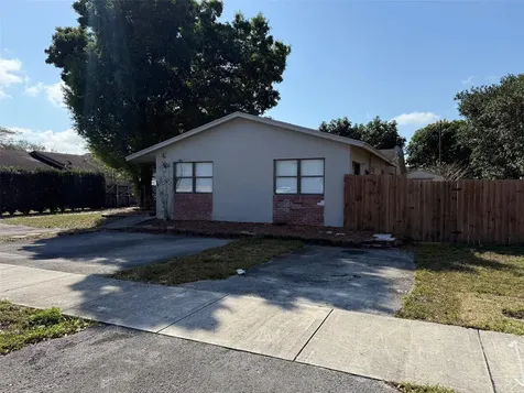 6140 SW 43rd Street Davie FL 33314