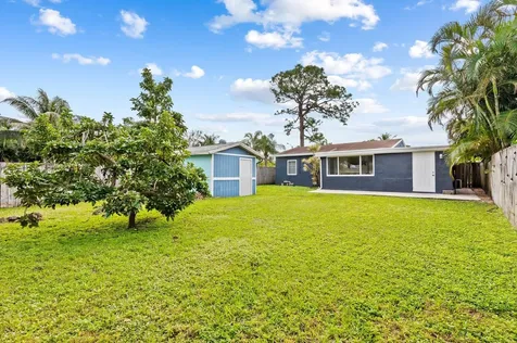 41 NE 46th Street Oakland Park FL 33334