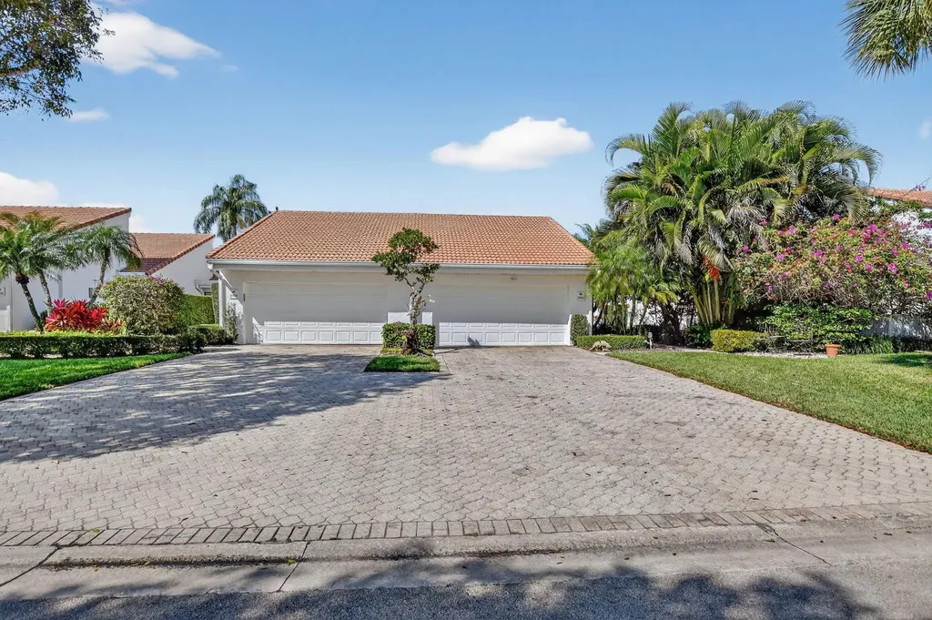 19480 Sawgrass Drive Boca Raton FL 33434