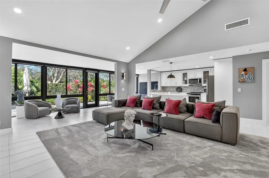 19480 Sawgrass Drive Boca Raton FL 33434