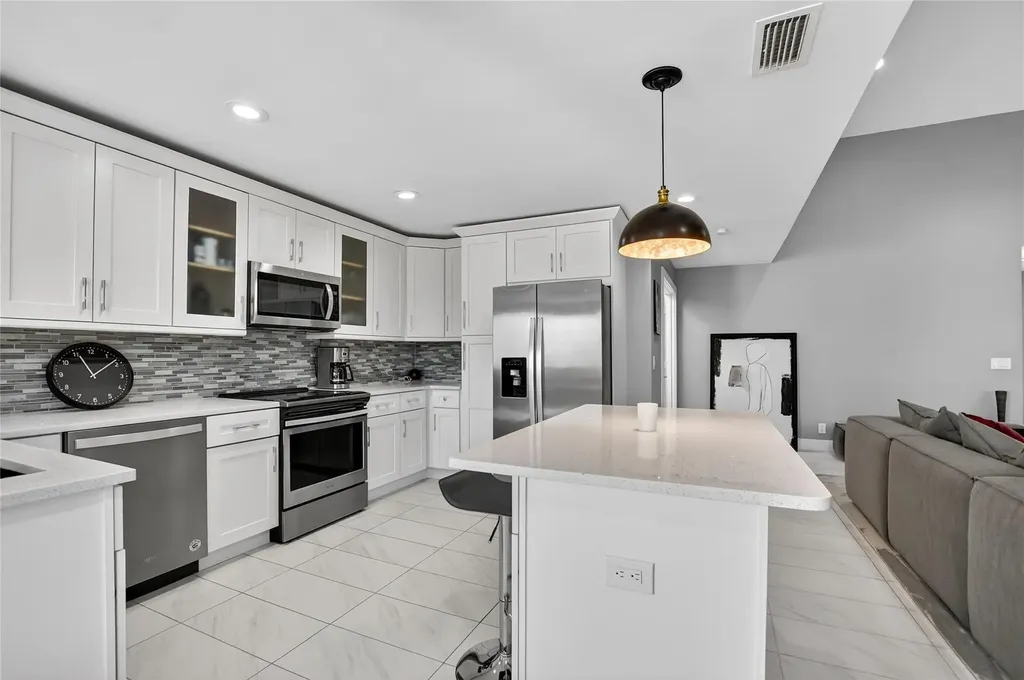 19480 Sawgrass Drive Boca Raton FL 33434