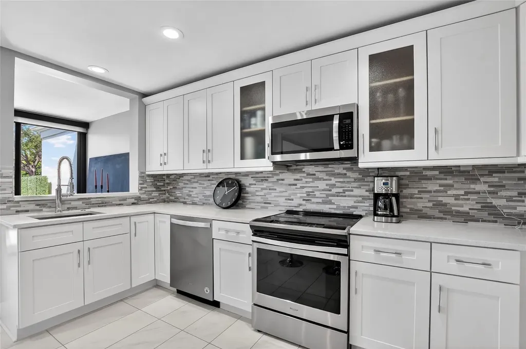 19480 Sawgrass Drive Boca Raton FL 33434