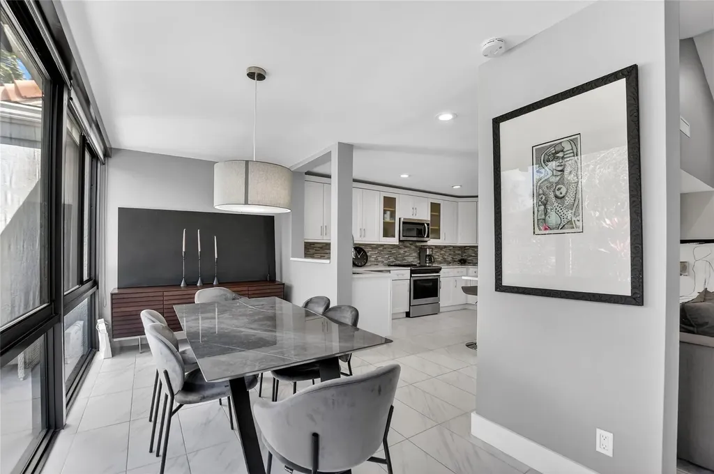 19480 Sawgrass Drive Boca Raton FL 33434