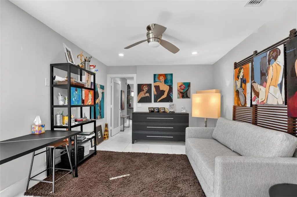 19480 Sawgrass Drive Boca Raton FL 33434