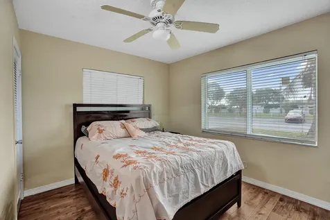 8513 NW 57th Court NW Tamarac FL 33321