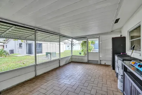 8513 NW 57th Court NW Tamarac FL 33321