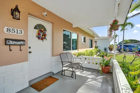 8513 NW 57th Court NW Tamarac FL 33321