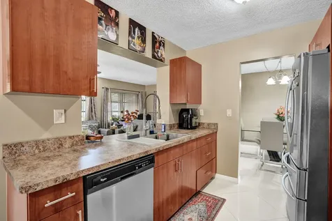 8513 NW 57th Court NW Tamarac FL 33321