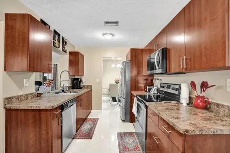 8513 NW 57th Court NW Tamarac FL 33321