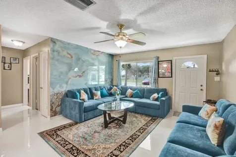 8513 NW 57th Court NW Tamarac FL 33321