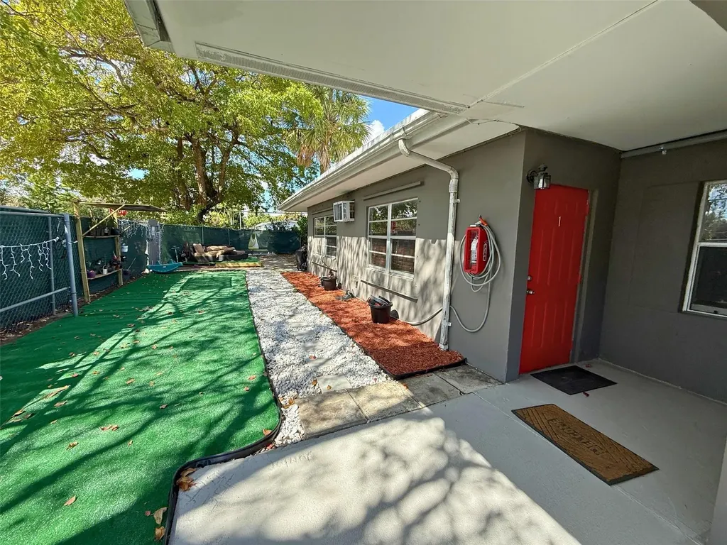 1390 Riverland Road Fort Lauderdale FL 33312
