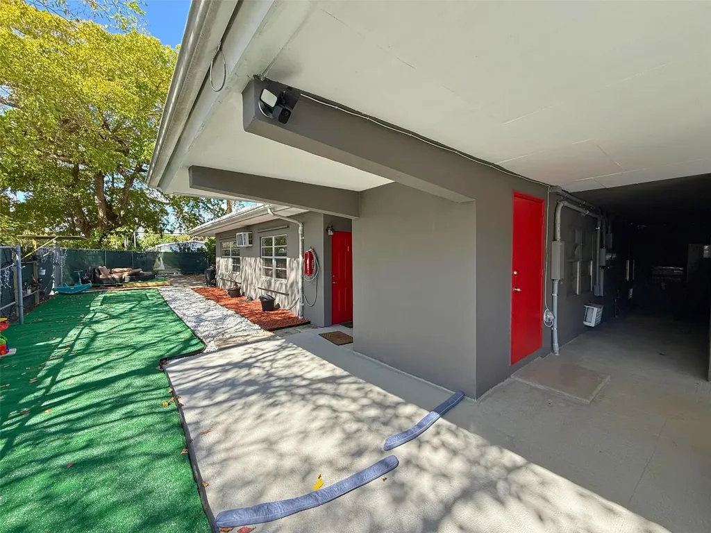 1390 Riverland Road Fort Lauderdale FL 33312