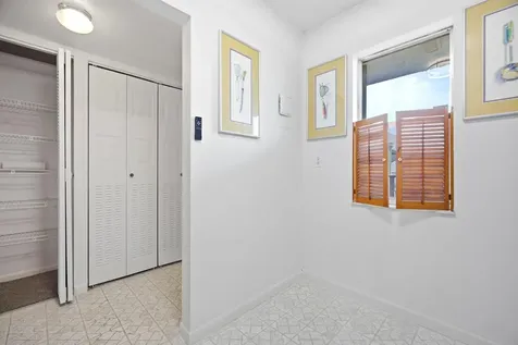 2801 Somerset Drive Lauderdale Lakes FL 33311