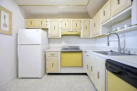 2801 Somerset Drive Lauderdale Lakes FL 33311