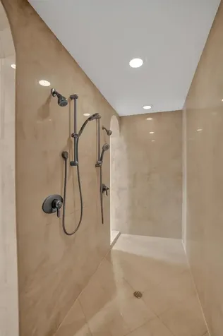 2425 Middle River Drive Fort Lauderdale FL 33305