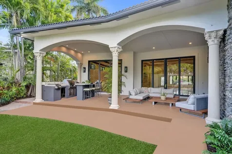 2425 Middle River Drive Fort Lauderdale FL 33305
