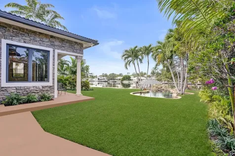 2425 Middle River Drive Fort Lauderdale FL 33305