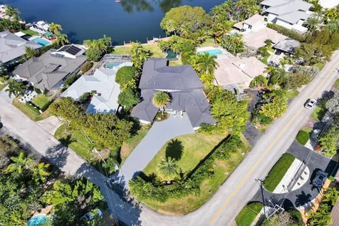 2425 Middle River Drive Fort Lauderdale FL 33305