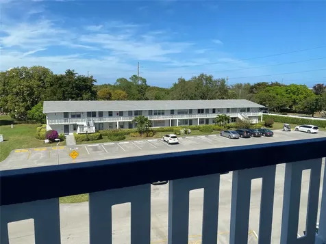 4011 Upminster J Deerfield Beach FL 33442