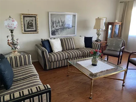 4011 Upminster J Deerfield Beach FL 33442