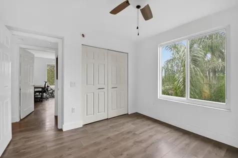 224 Villa Circle Boynton Beach FL 33435