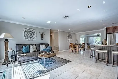 1131 SE 5th Avenue Pompano Beach FL 33060