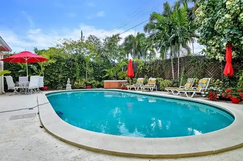 1250 Arthur Street Hollywood FL 33019