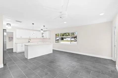 1013 Hispana Avenue Fort Pierce FL 34982