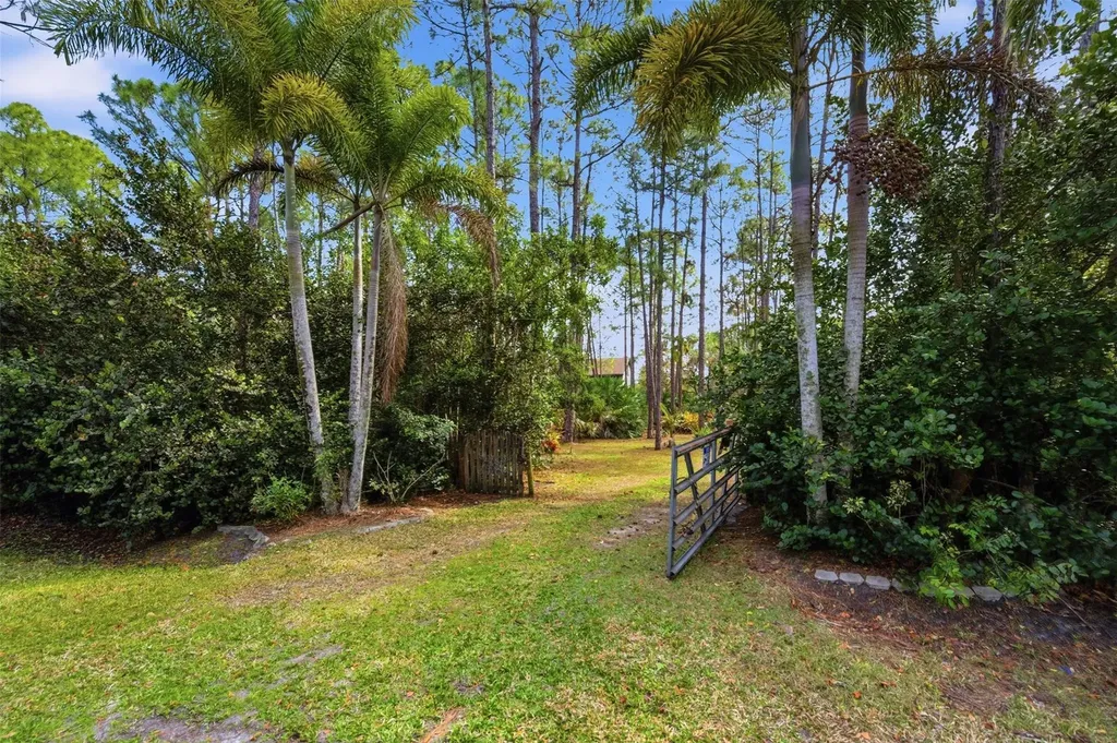 14142 Peace River Way Palm Beach Gardens FL 33418