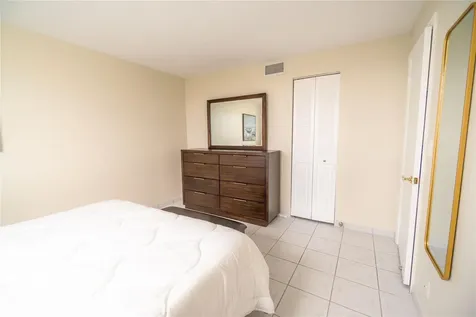 131 SE 3rd Avenue Dania Beach FL 33004
