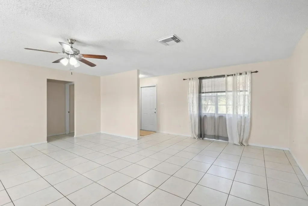 400 NE 2nd Street Boynton Beach FL 33435