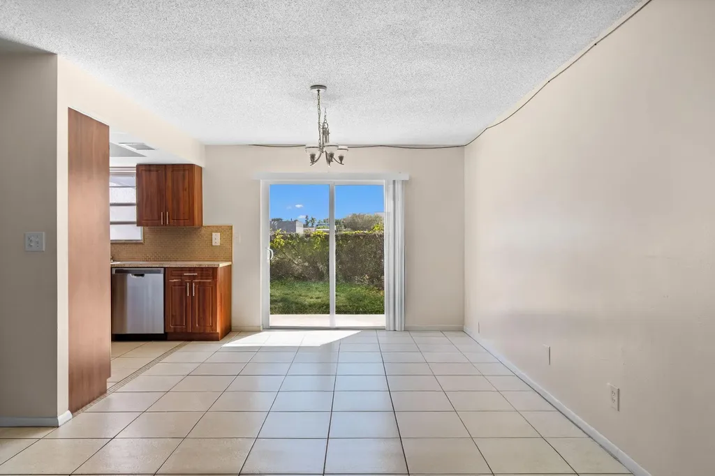 400 NE 2nd Street Boynton Beach FL 33435