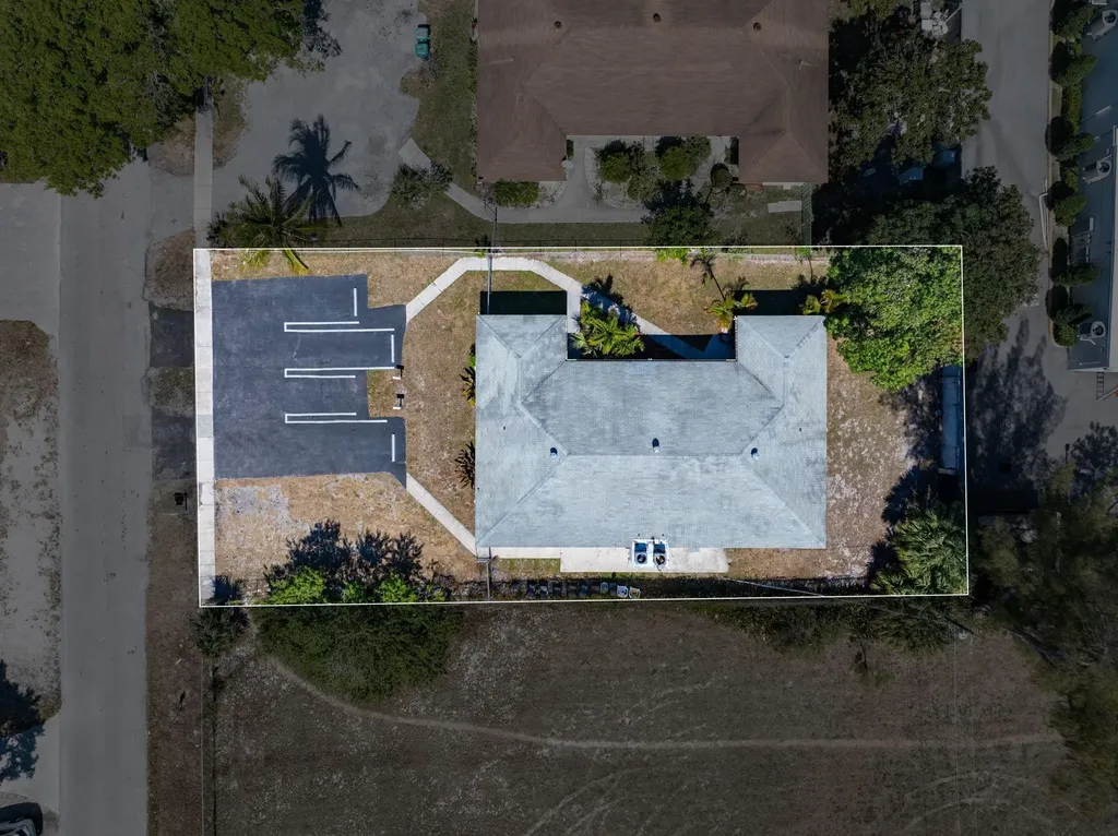 400 NE 2nd Street Boynton Beach FL 33435