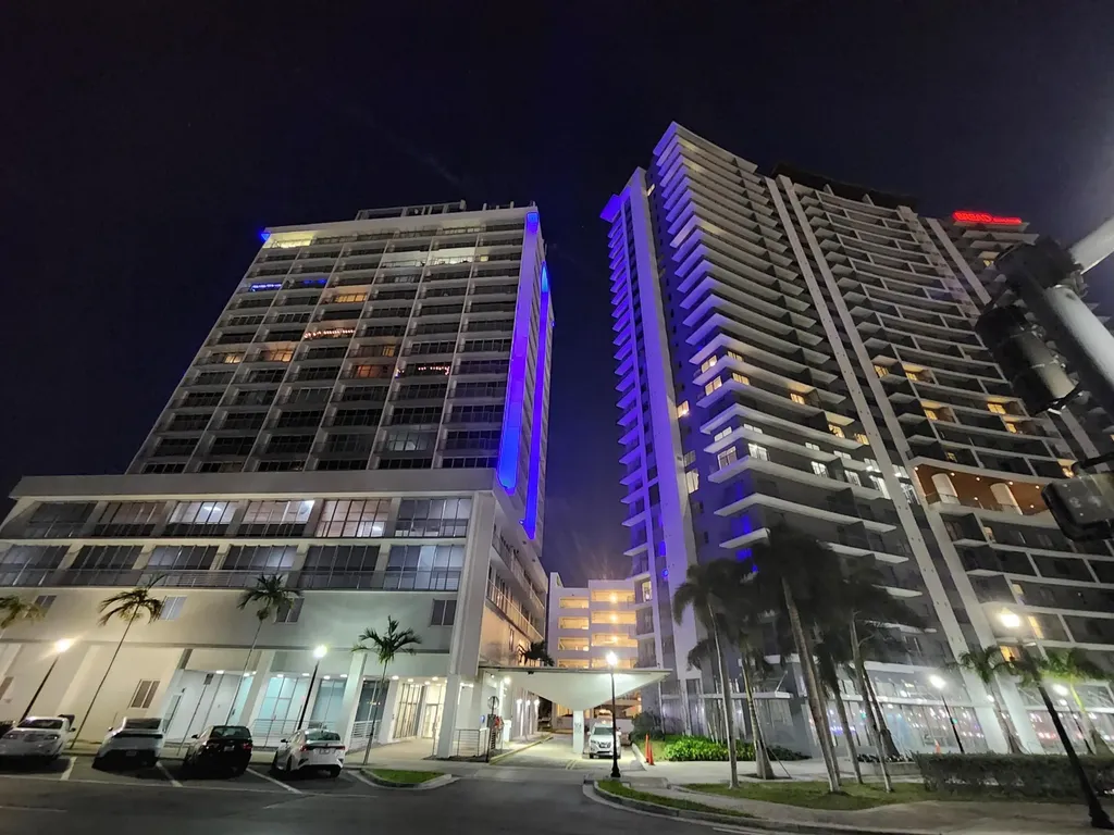 1720 Harrison Street Hollywood FL 33020