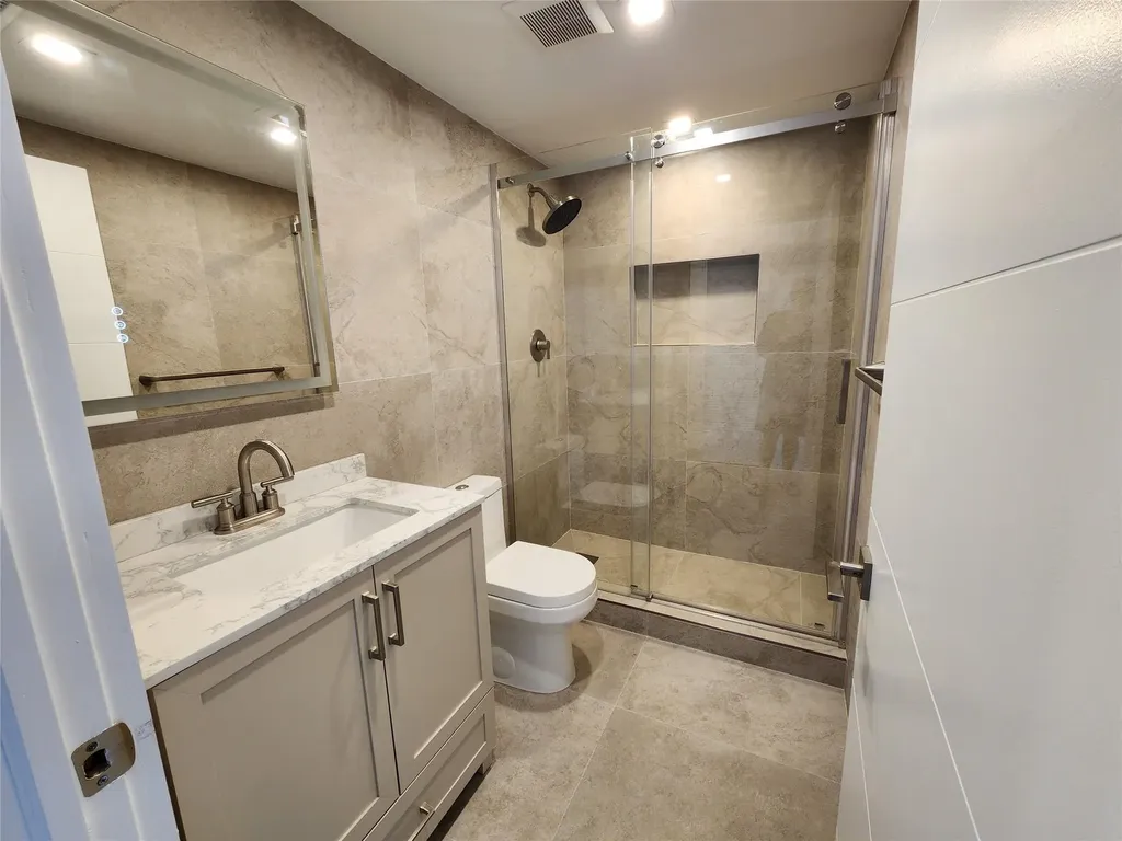 1720 Harrison Street Hollywood FL 33020