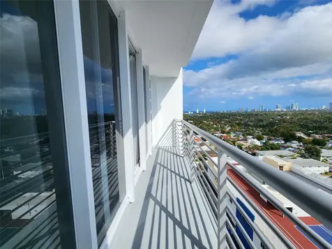 1720 Harrison Street Hollywood FL 33020