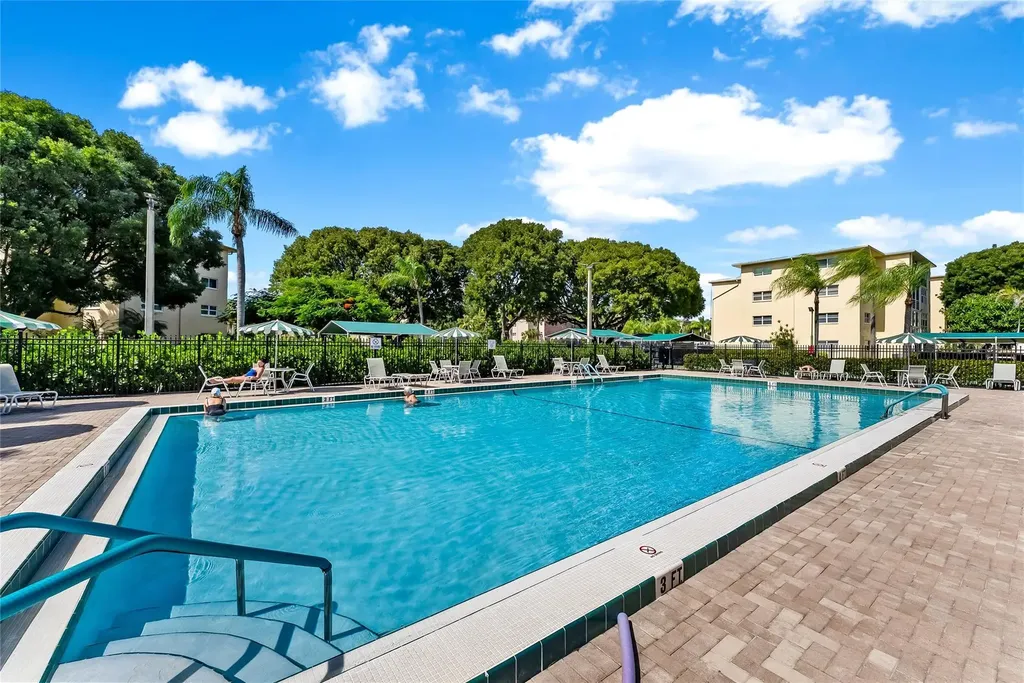 2615 NE 3rd Court Boynton Beach FL 33435