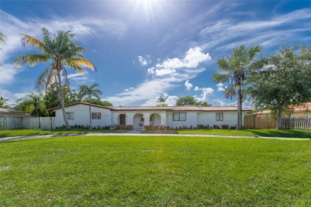 Palmetto Bay FL, 16670 SW 90th Avenue