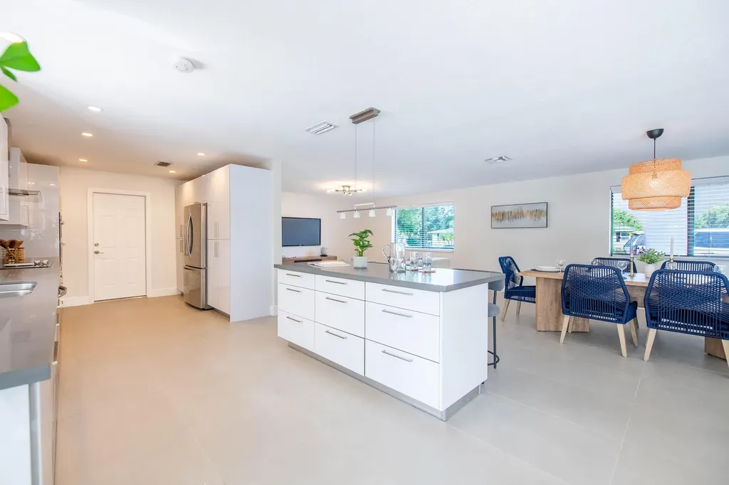 16670 SW 90th Avenue Palmetto Bay FL 33157