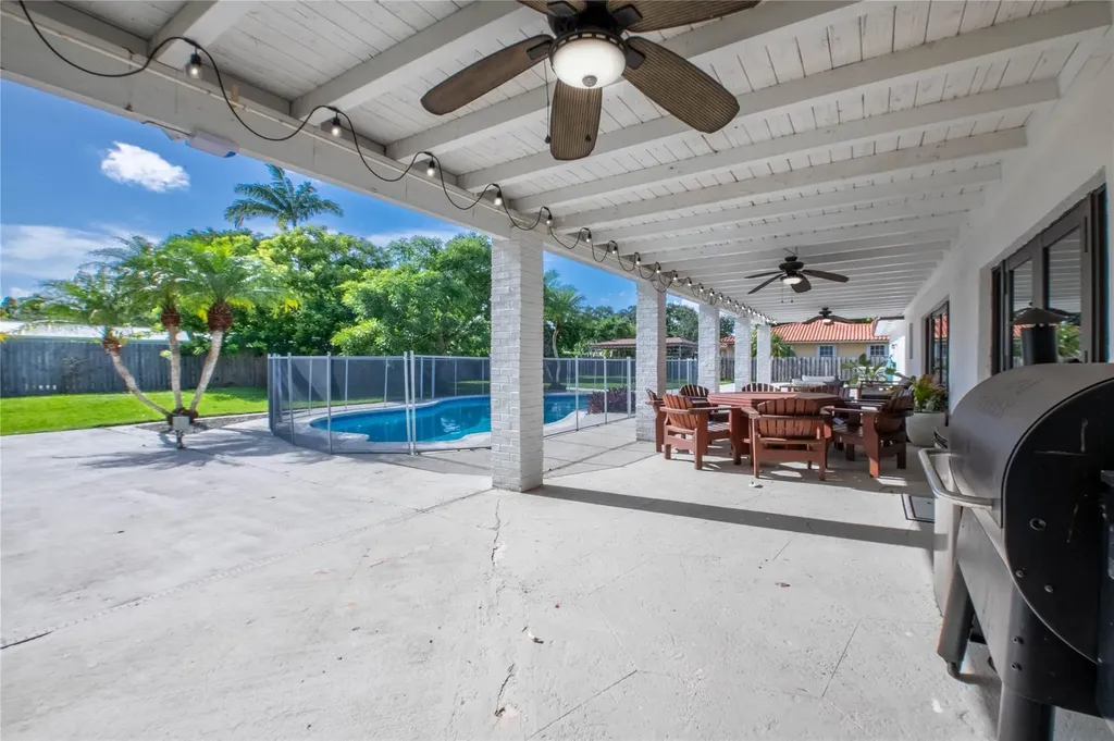 16670 SW 90th Avenue Palmetto Bay FL 33157