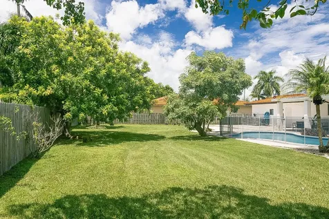 16670 SW 90th Avenue Palmetto Bay FL 33157