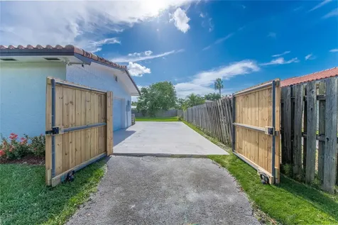 16670 SW 90th Avenue Palmetto Bay FL 33157