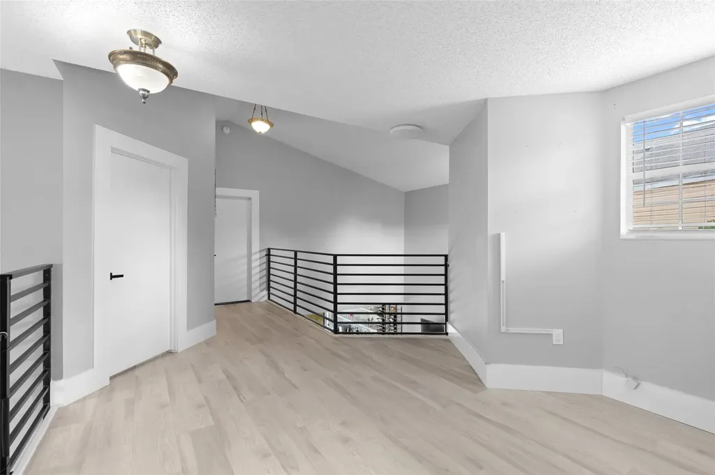 133 SW 159th Way Sunrise FL 33326