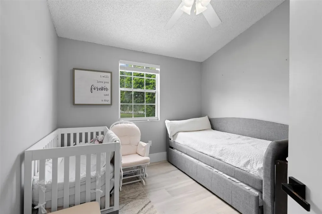 133 SW 159th Way Sunrise FL 33326
